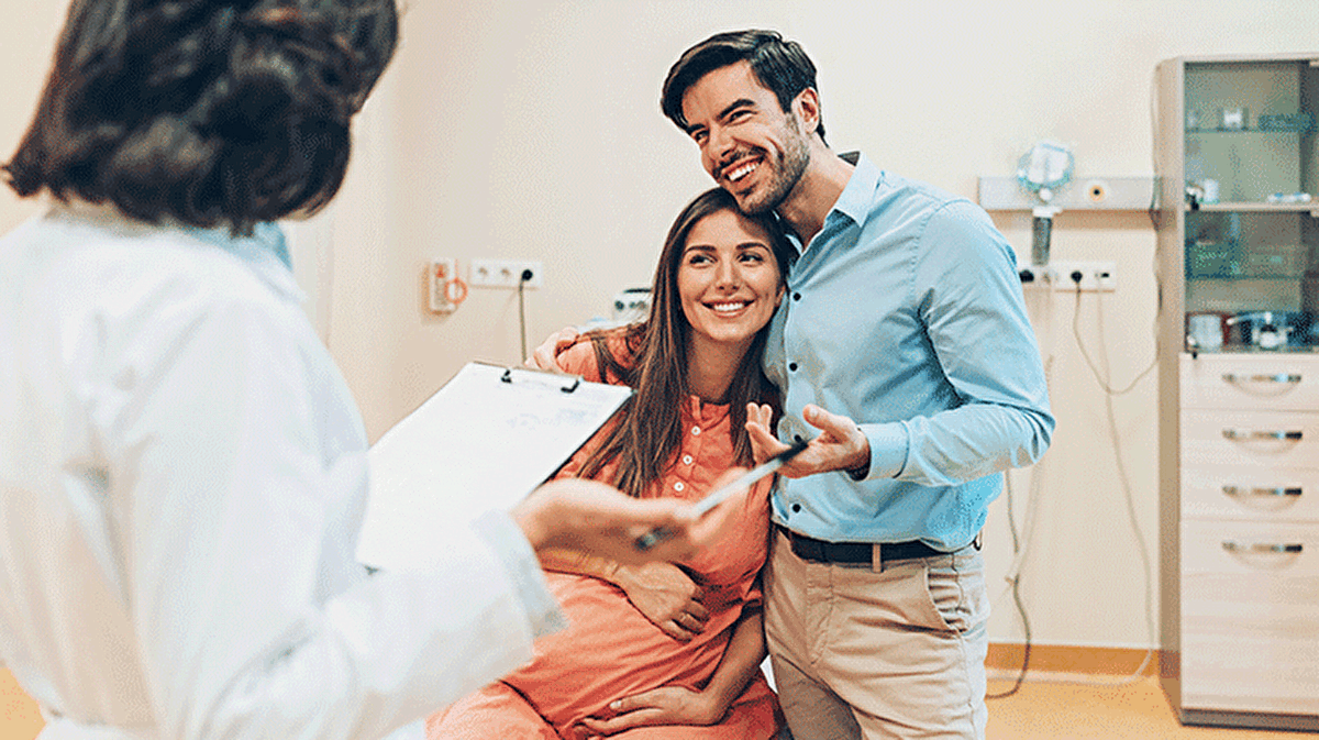 ‘Anne dostu hastane’ gibi uygulamalar yaygınlaştırılmalı, devlet hastanelerinde doğum yapma cazip hâle getirilerek doğumun ekonomik ve psikolojik yükü düşürülmeli.