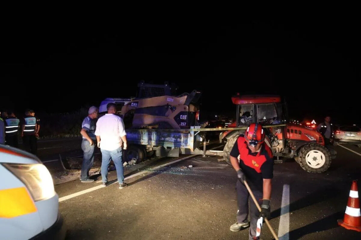 Kaza nedeniyle Hacıbektaş Nevşehir kara yolu bir süre trafiğe kapandı. Kaza yapan aracın ve römorkların kaza yerinden kaldırılmasından sonra kara yolu tekrar trafiğe açıldı.