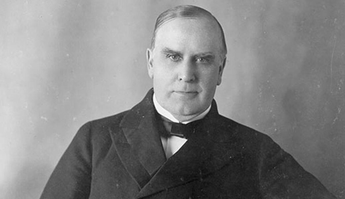 Ülkede üçüncü suikast ise 6 Eylül 1901'de 25. ADB Başkanı William MCKinley'e yapıldı.<br><br>MCKinley, New York'ta yaptığı bir konuşmanın ardından insanlarla tokalaşırken vuruldu.