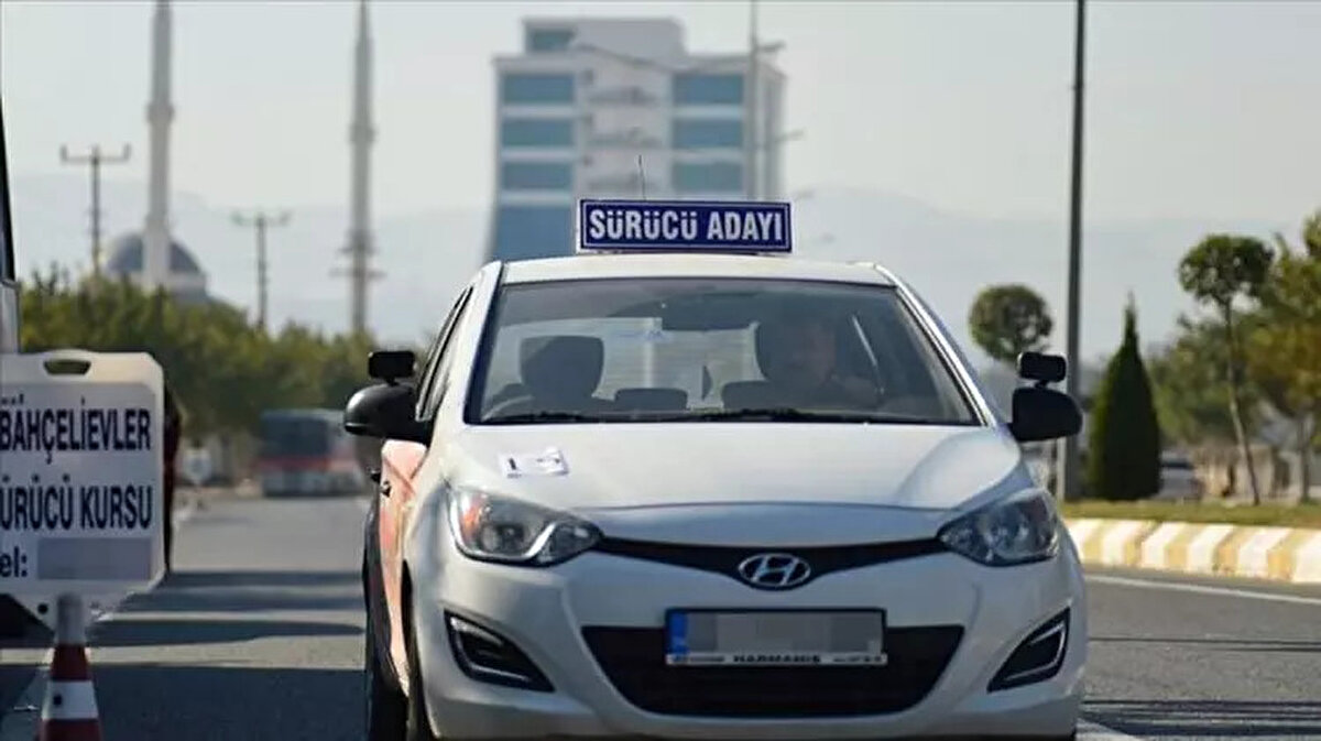 Kursiyer için düzenlenen fatura da Özel MTSK Modülüne işlenerek, mali bakımdan kayıt dışılığın önüne geçilecek.<br><br>