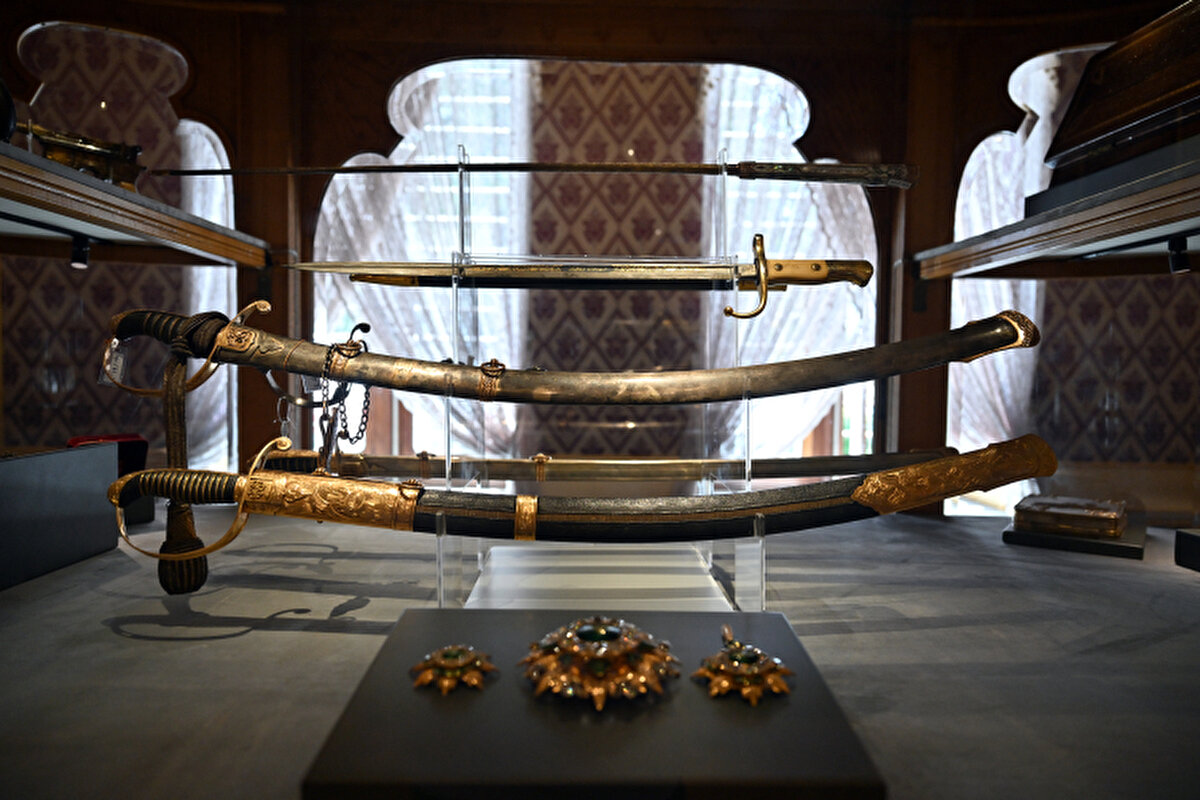 Ayrıca "Hamid Bahçesi" olarak bilinen, bitki çeşitliliği, doğal nehir manzaralı su yolu ve peyzaj tasarımıyla göz kamaştıran bahçe, açılışın ardından ziyaret edilebilecek.<br><br><br><br>