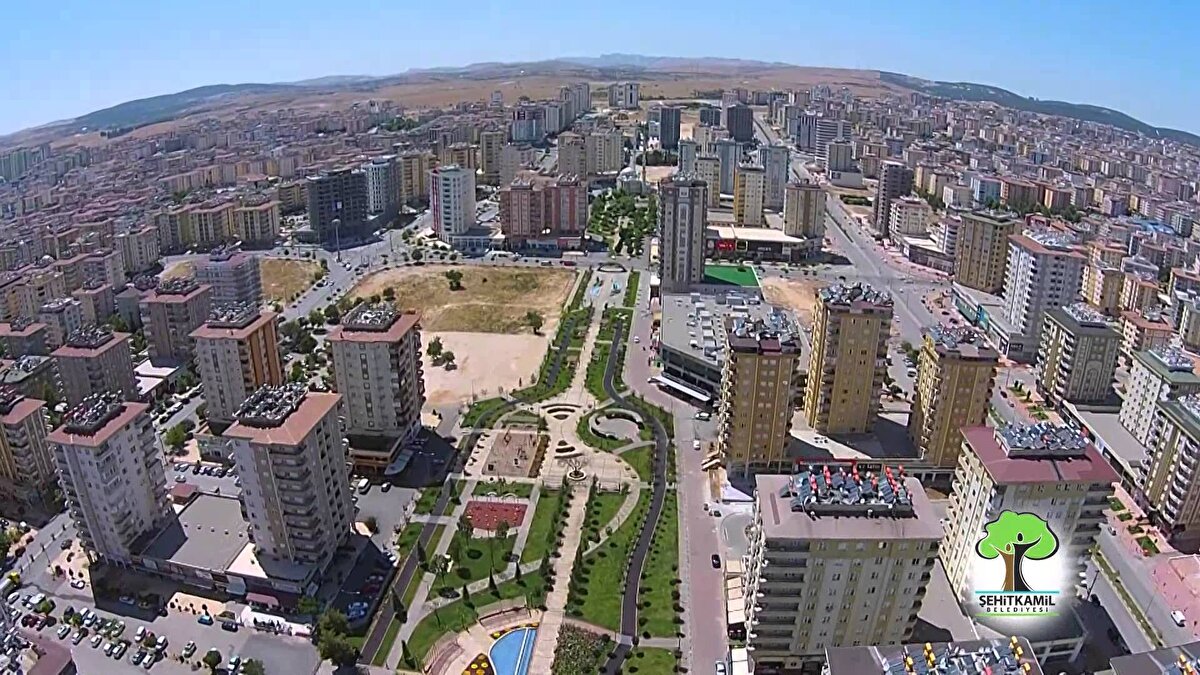 6. sırada 867 bin 193 kişilik nüfusu ile Gaziantep'in Şehitkamil ilçesi var.