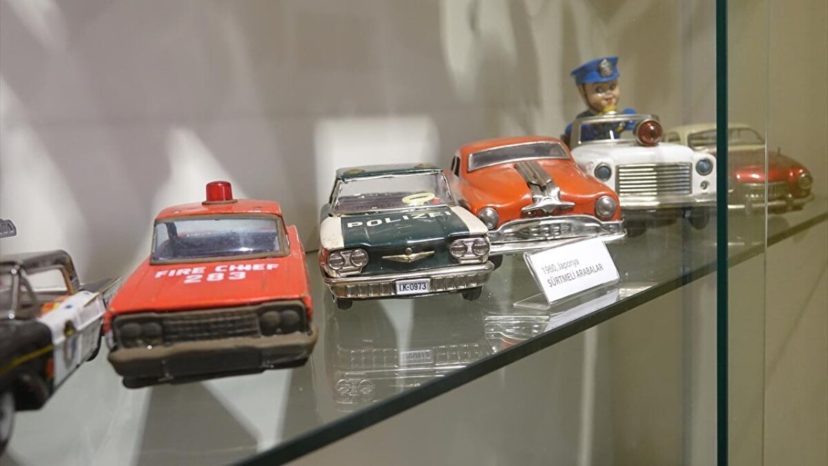 Ferhatoğlu, ailesinin anısını yaşatmak için müzeye dönüştürdüğü konağın, 1920-1925 yıllarında büyük dedesi tarafından yaptırıldığını dile getirdi.