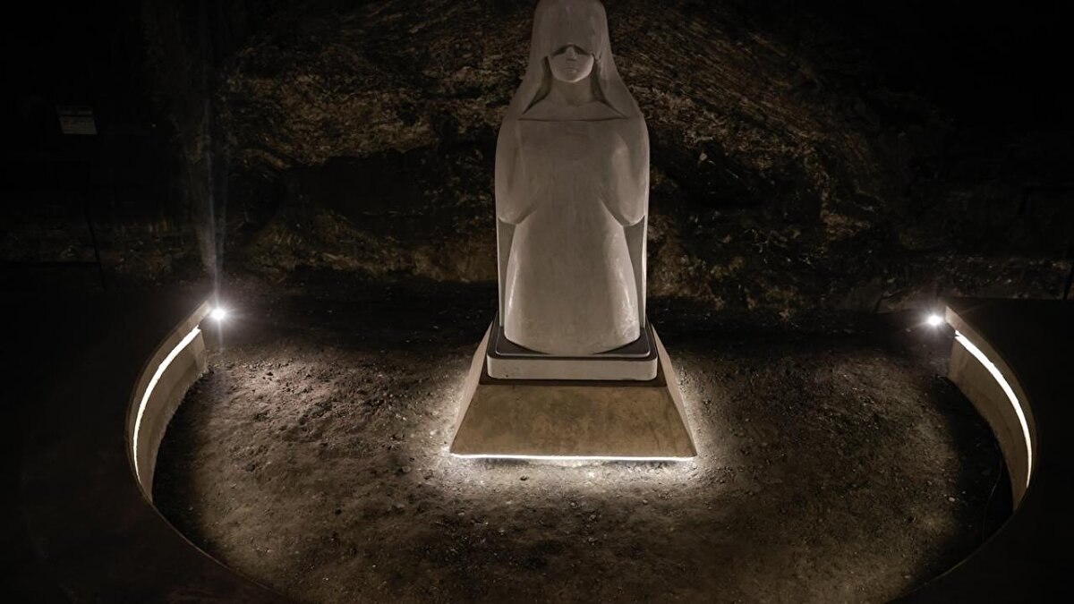 Ziyaretçilerinin dünyanın dört bir yanından kültürel ve manevi perspektifleri deneyimleyeceği sergi 2020 yılında projelendirilmiş ancak pandemi nedeniyle ertelenmişti.