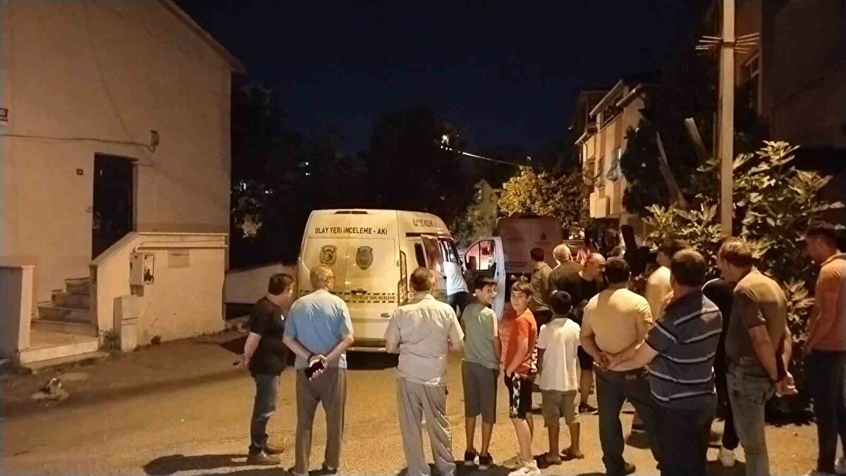 Yolu kullanan çoğu kişinin her gün gördüğü Salman, Pendik’te yaklaşık iki gündür kayıptı. Yapılan arama çalışmaları sonucunda Salman, yaşadığı evde ölü olarak bulundu. Yakınları tarafından polis ekiplerine haber verildi.