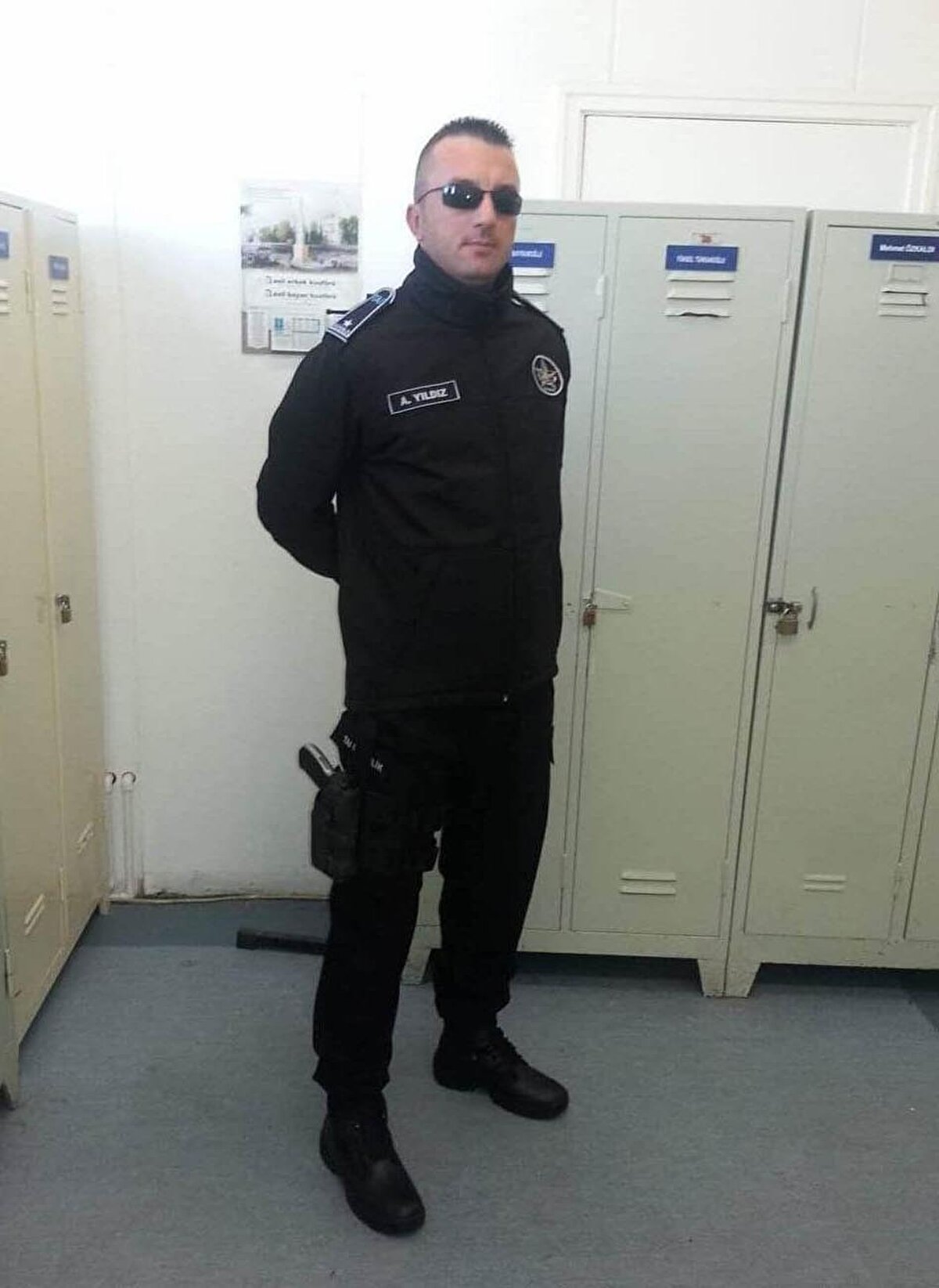 Güvenlik görevlisi Atakan Şahin Erdoğan için de Sincan ilçesindeki Cimşit Camii'nde cenaze töreni düzenlendi.