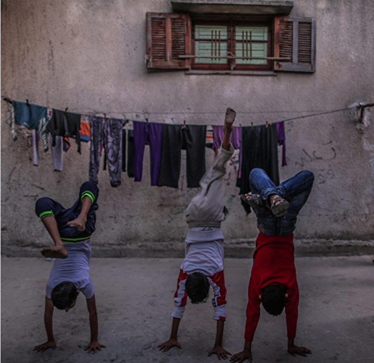 Mülteci kampındaki çocuklar, 1 Aralık 2015.