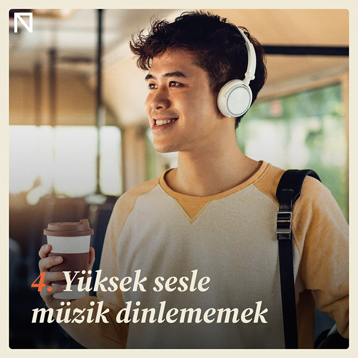 Yüksek sesle müzik dinlememek