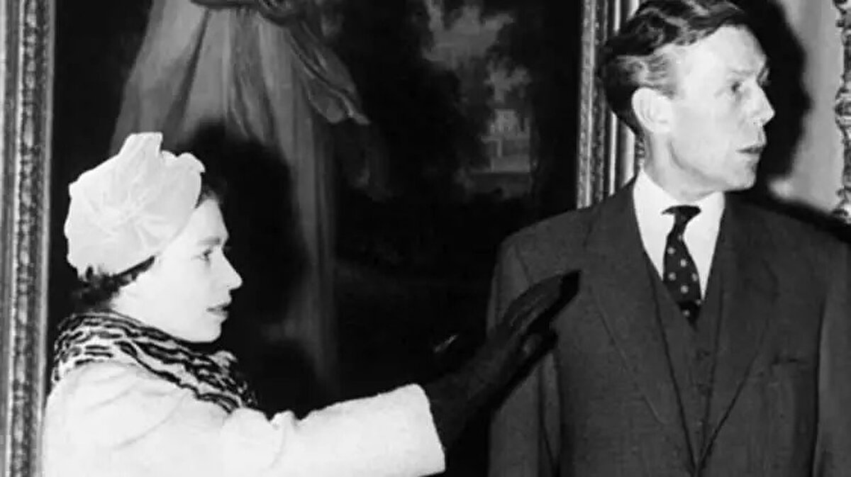 MI5'in İngiliz istihbaratı içinde üst düzey görevlerde bulunan 5 casustan oluşan ve 1930'lardan itibaren Sovyetler Birliği için çalışan "Cambridge Beşlisi"ni on yıllar boyunca ortaya çıkaramaması servisin en büyük başarısızlıklarından biri olarak görülmüştü.