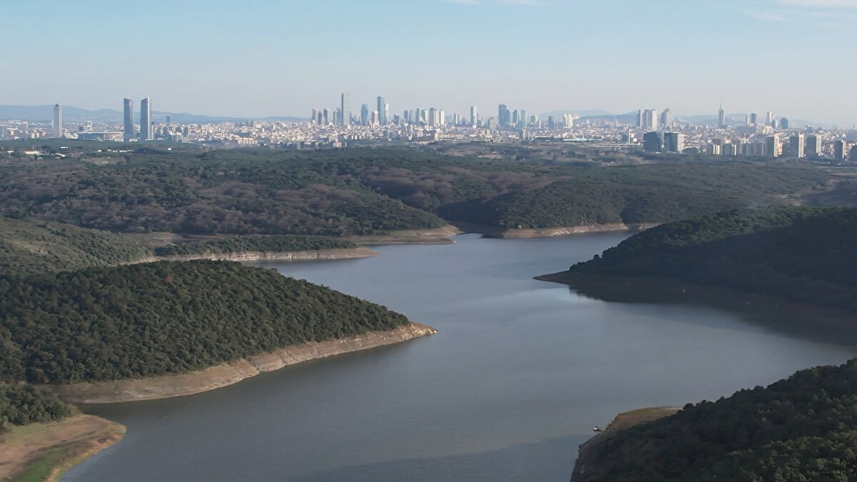 Barajlar dışında kente su sağlayan Yeşilçay ve Melen`den bu ay 44,16 milyon metreküp su alındı.
