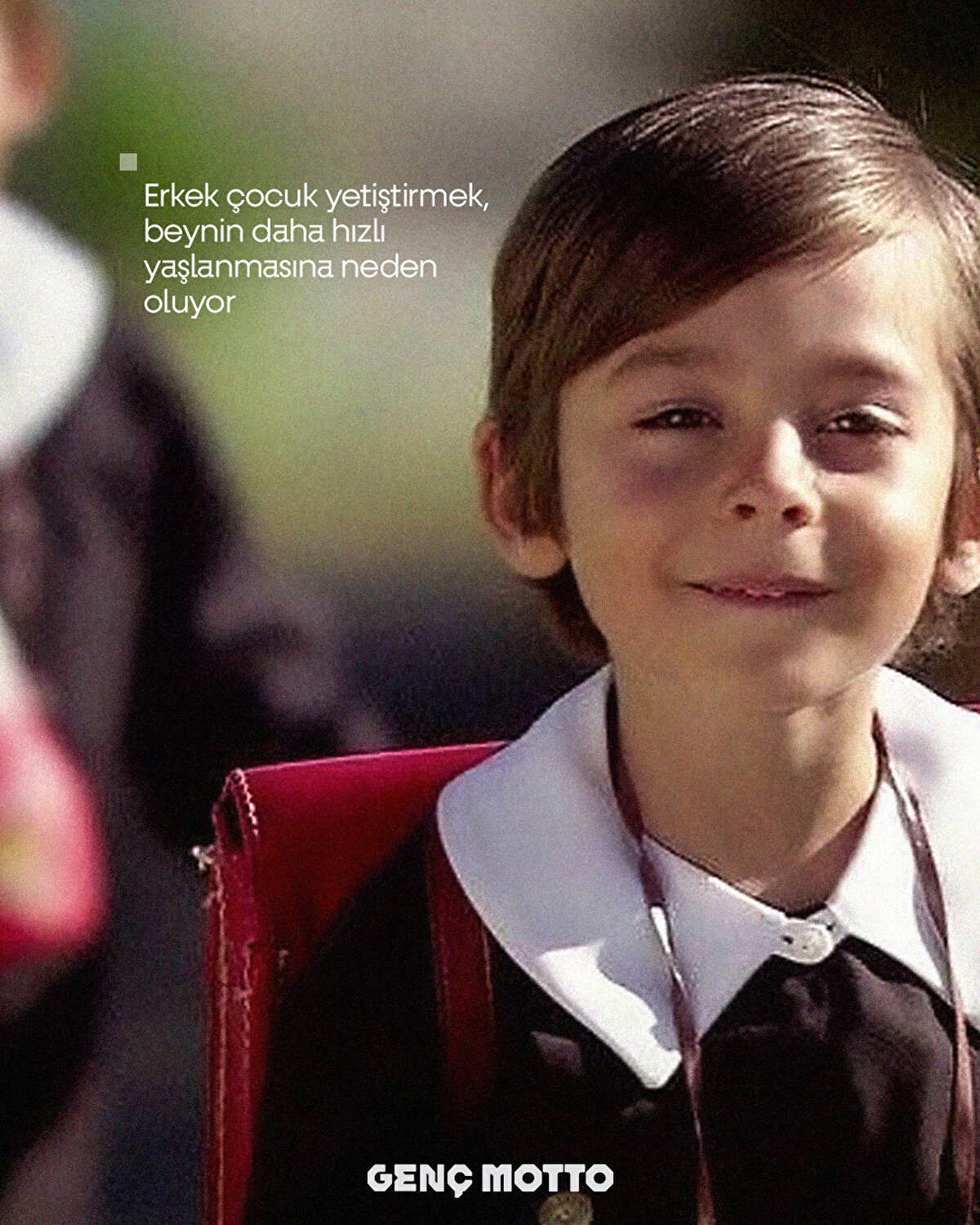 Erkek &#231;ocuk yetiştirmek, beynin daha hızlı yaşlanmasına neden oluyor