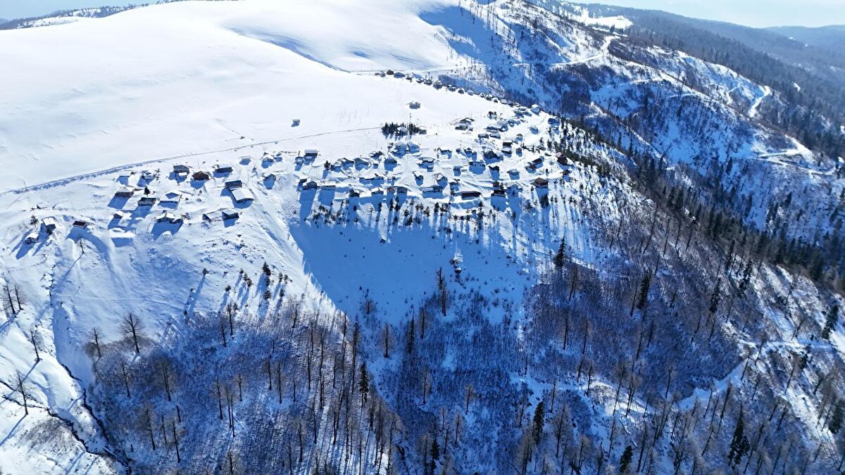 Meteoroloji Genel Müdürlüğünden yapılan tahmine göre, İç Anadolu'nun doğusu, Doğu Karadeniz'in iç kesimleri, Doğu Anadolu'nun batısı ile Batı Karadeniz'de kuvvetli kar yağışı etkili olacak. İşte kar beklenen iller...