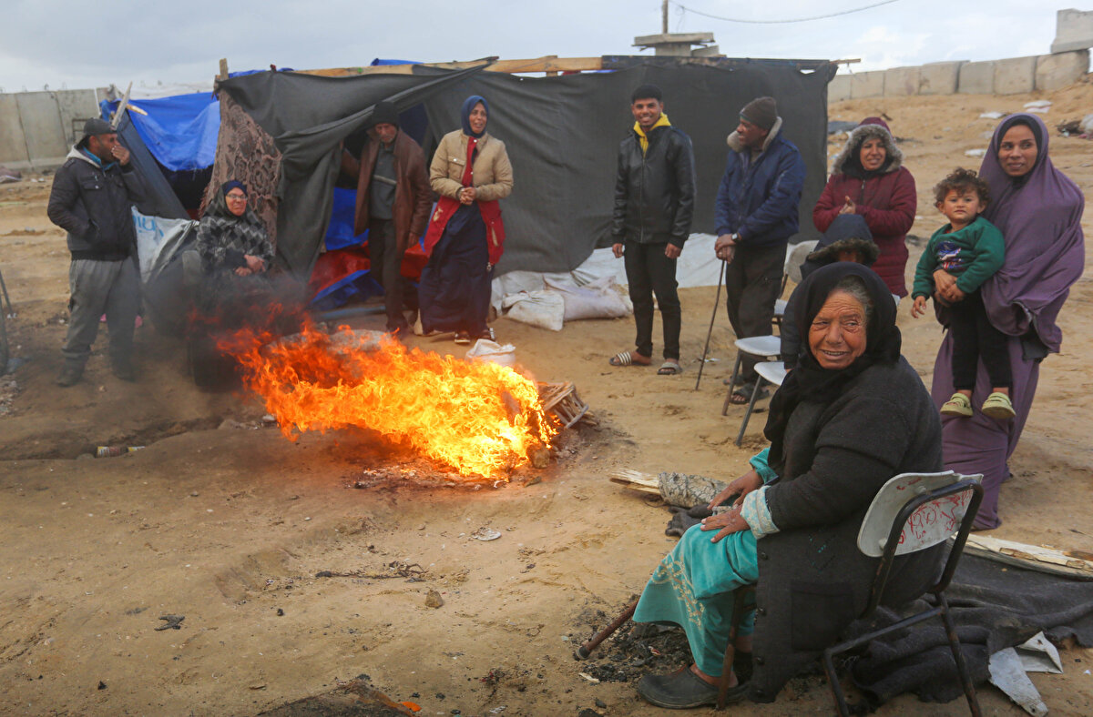 Filistinliler, çadırlarında hayatta kalmaya çalışırken, karşılaştıkları zorlukları "akıl almaz" olarak tanımlıyorlar.