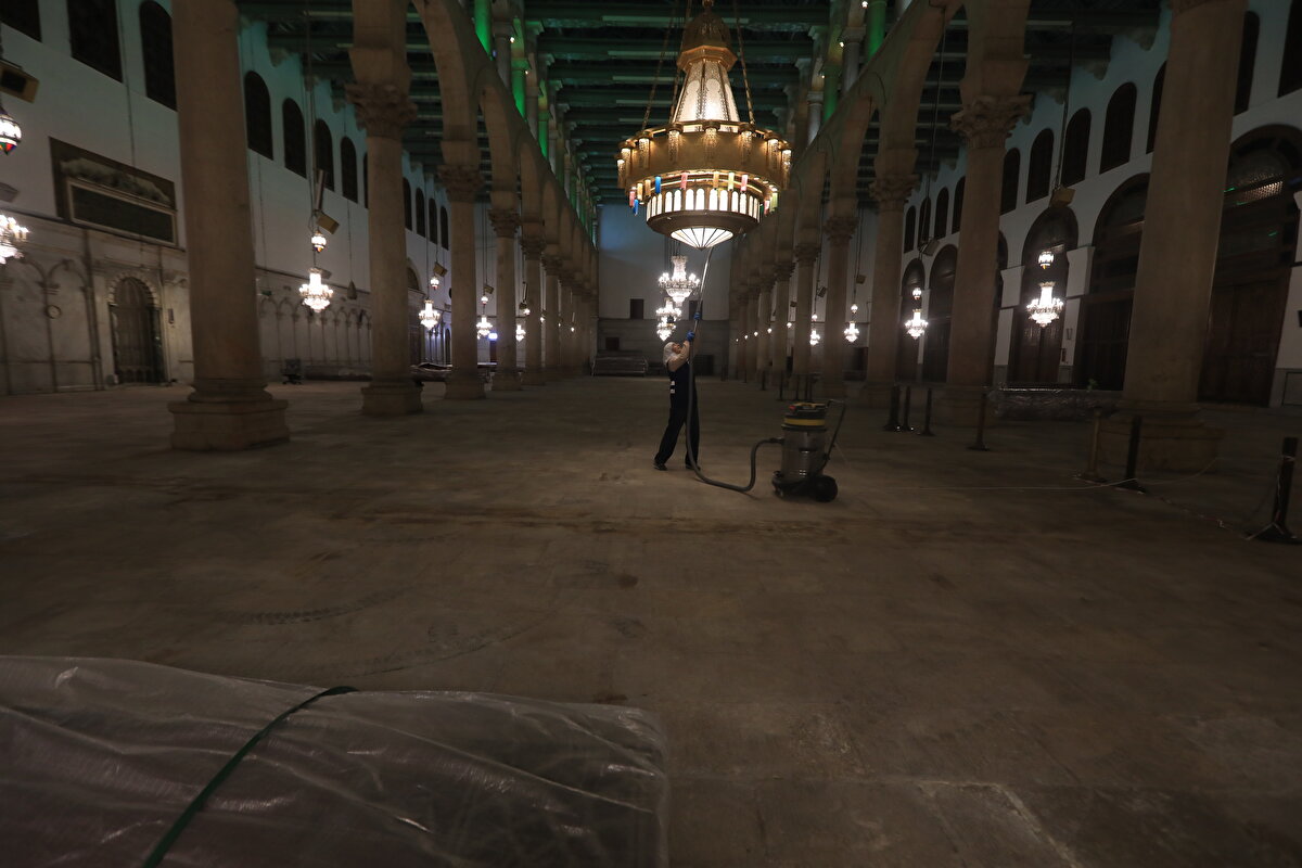 Emevî Camii, 8 Aralık 2024'te Beşşar Esed rejiminin devrilmesinin ardından Şam ve civar kentlerde yaşayanların sıklıkla geldiği başlıca ibadethanelerden biri olmuştur.