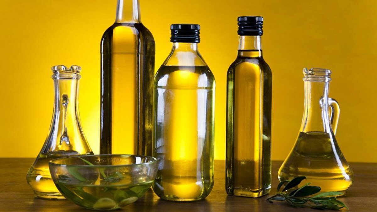 Listede dikkat çeken detay zeytinyağı firmalarının tohum yağı karıştırması, peynir firmalarının yağ oranını düşürmesi oldu.