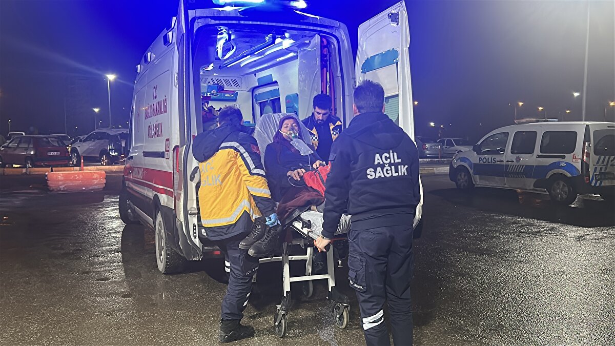 İhbar üzerine olay yerine çok sayıda ambulans sevk edildi. Gazdan etkilenen 48 kişi ambulans ve kendi imkanlarıyla Akıncılar ve Suşehri ilçesinde bulunan hastanelere kaldırıldı. Bu hastaneler de yapılan ilk müdahalenin ardından 5 kişi, kontrol amaçlı il merkezindeki Sivas Numune Hastanesi'ne sevk edildi.
