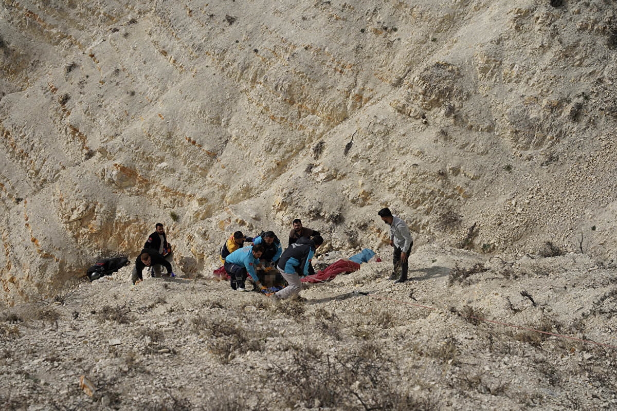 Ambulansla Adıyaman Eğitim ve Araştırma Hastanesi'ne kaldırılan Kartalmış, yapılan müdahaleye rağmen kurtarılamadı.
