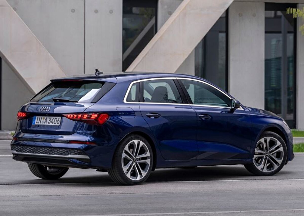 AUDI<br><br>A3 Sportback 35 Turbo FSI 150 hp Advanced S tronic PI<br><br> 2.308.740 TL