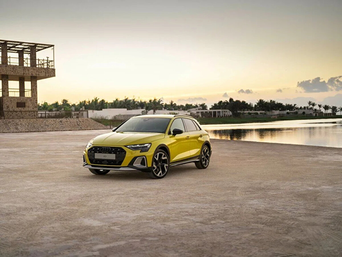 AUDI<br><br>A3 allstreet 35 Turbo FSI 150 hp S tronic<br><br> 2.753.571 TL<br><br>