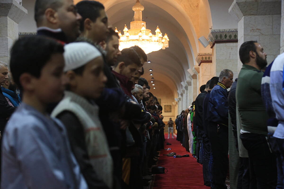 Şu aşamada, Emevî Camii'nin restorasyon ve bakımının ancak ilk kısmının tamamlandığı, geri kalan onarım çalışmalarının tam olarak tamamlanması için çalışmalar devam edeceğini aktarıldı.