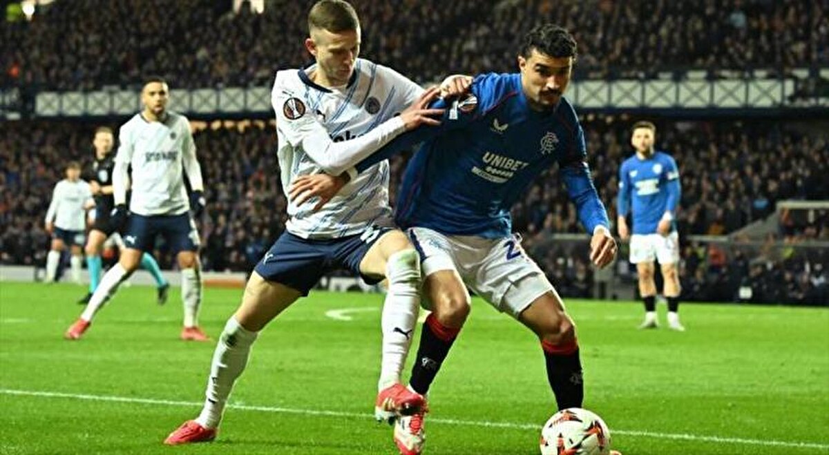 Sarı-lacivertlilerde bu isimlerin yerine Djiku, Oğuz Aydın, Tadic ve Dzeko'nun ilk 11'de Samsunspor maçına başlaması bekleniyor.