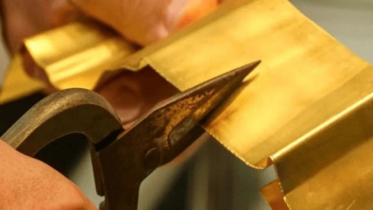 Hazine ve Maliye Bakanlığı, son dönemde alım satımında artış yaşanan "kesme altın"a yönelik suistimallerin önlenmesi amacıyla çalışma başlatmıştı.