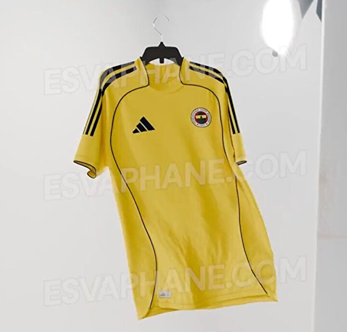 İddiaya göre Fenerbahçe'nin yeni sezonda giyeceği deplasman forması bu şekilde.