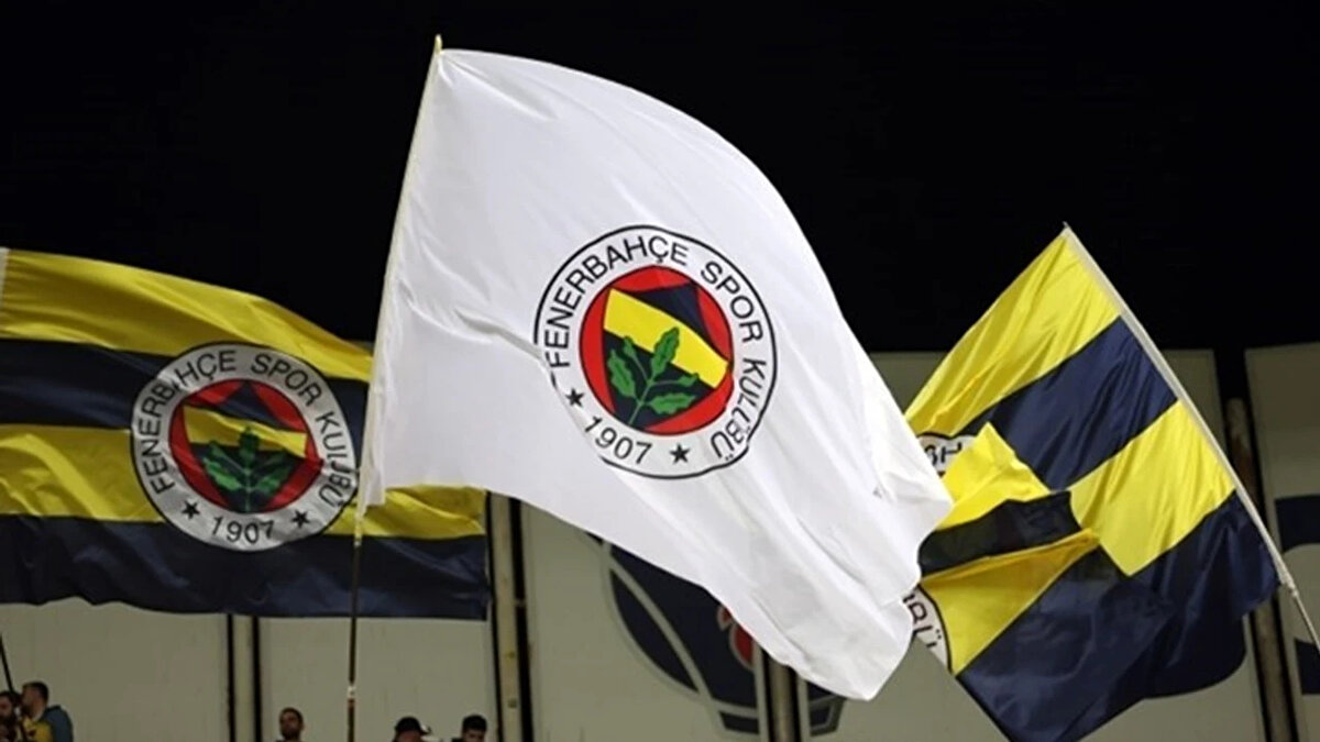 Fenerbahçe'nin 2025/2026 sezonunda deplasmanda giyeceği formanın kesinleştiği iddia edildi.