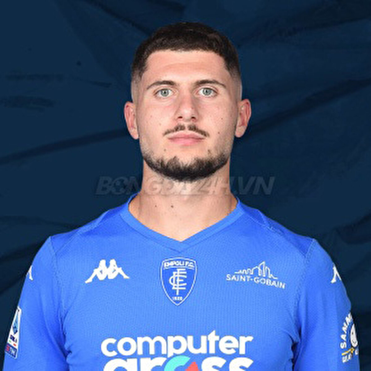 Kariyerine Avustralya Ligi'nde başlayan Yeni Zelandalı futbolcu, son 4 yıldır İtalya'da forma giyiyor.