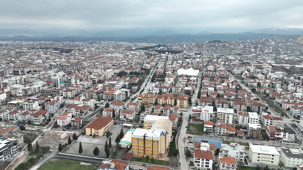16- Akhisar, Manisa<br>Nüfus: 180.509