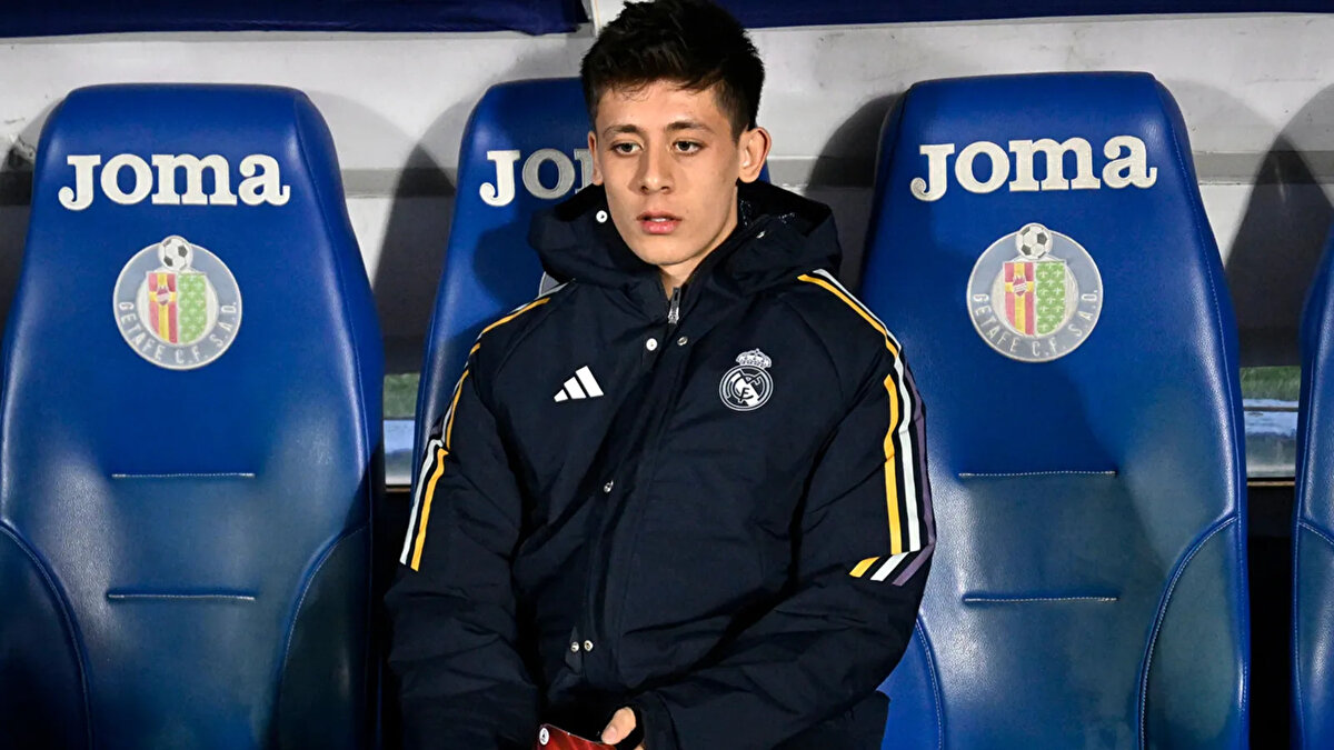 Maç sırasında yedek kulübesinde olan Arda Güler 83. dakikada karşılaşmaya dahil oldu.