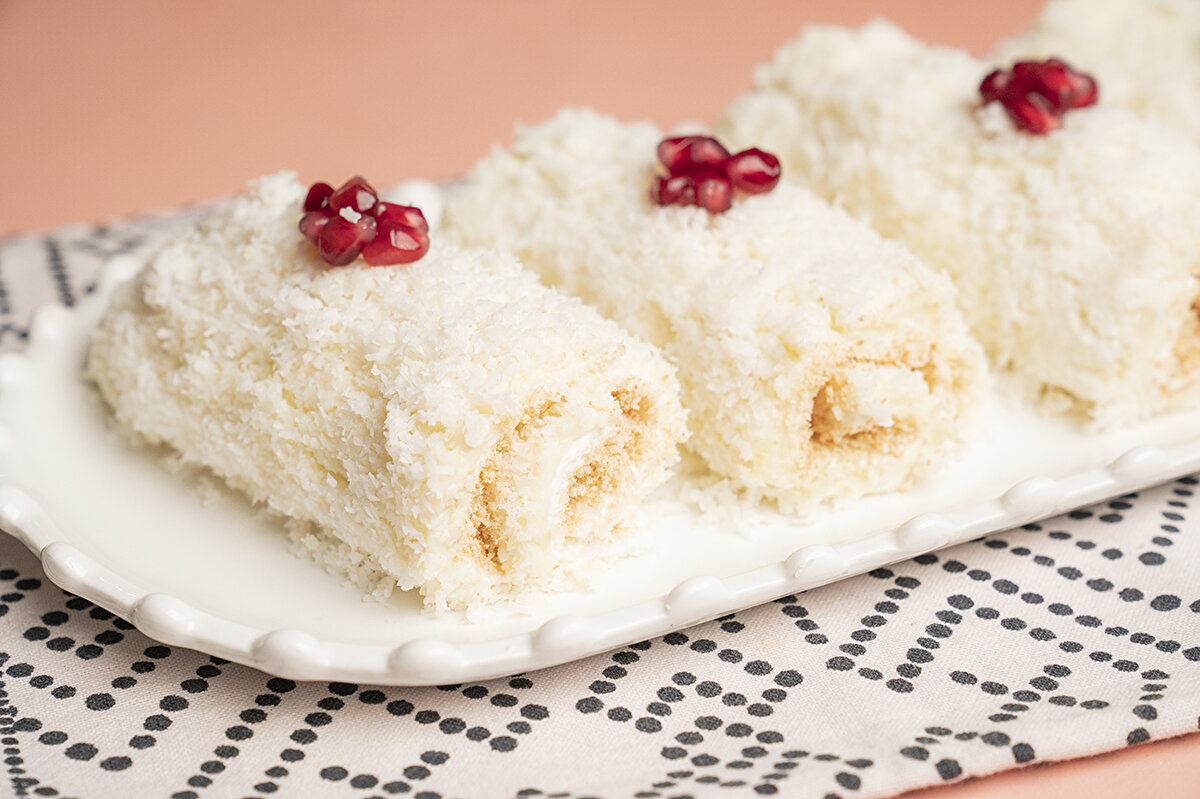 <br>Araştırmaya göre katılımcıların yüzde 66,3’ü şerbetli tatlısını pastane veya tatlıcılardan satın alırken yüzde 28,5’i evde kendi tatlısını yapmayı tercih ediyor. Restoran ve kafelere gittiklerinde tüketenler yüzde 3,5 iken, marketlerden hazır paketli olarak tatlı alanların oranı ise yüzde 1,7. 