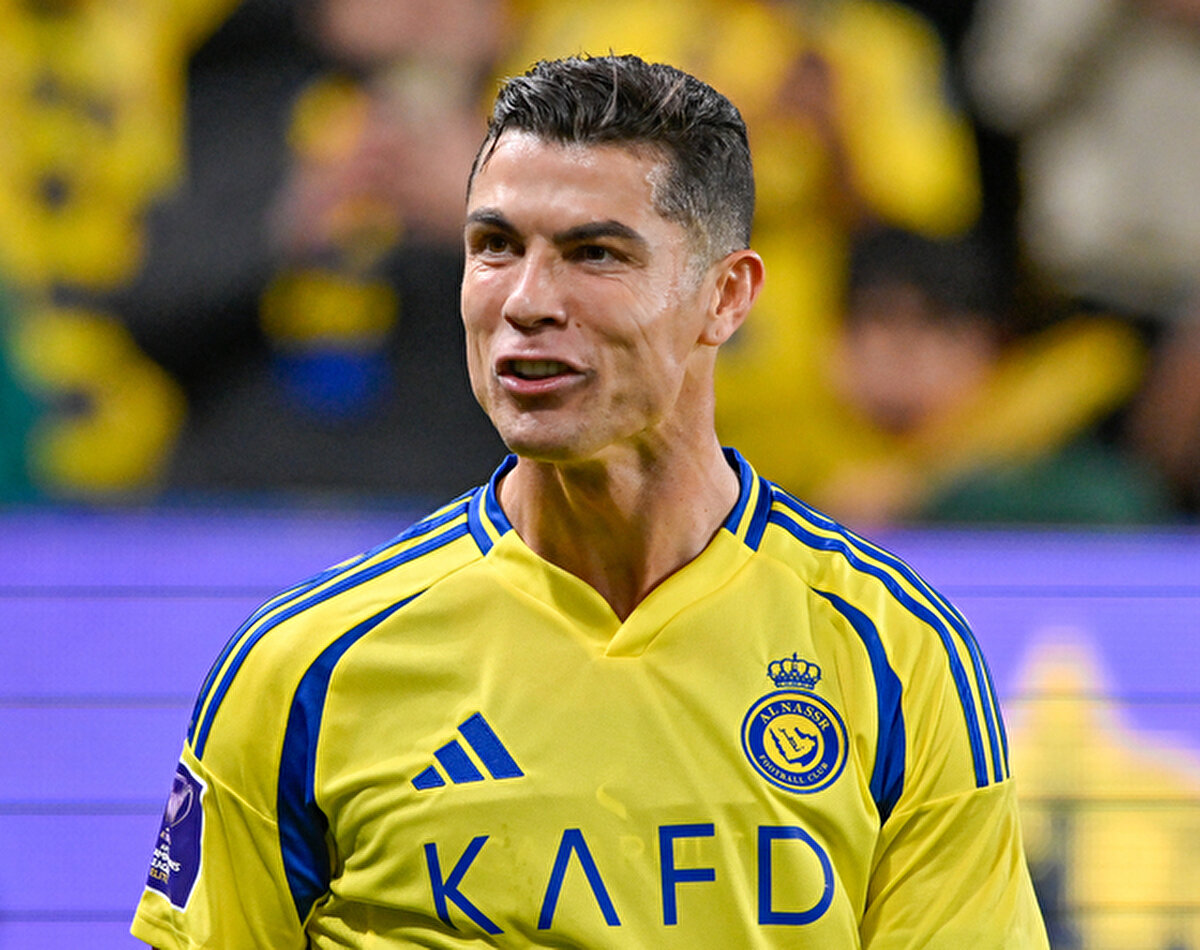 SUUDİ ARABİSTAN<br><br>Cristiano Ronaldo | Al-Nassr | Yıllık maaş: 215 milyon dolar