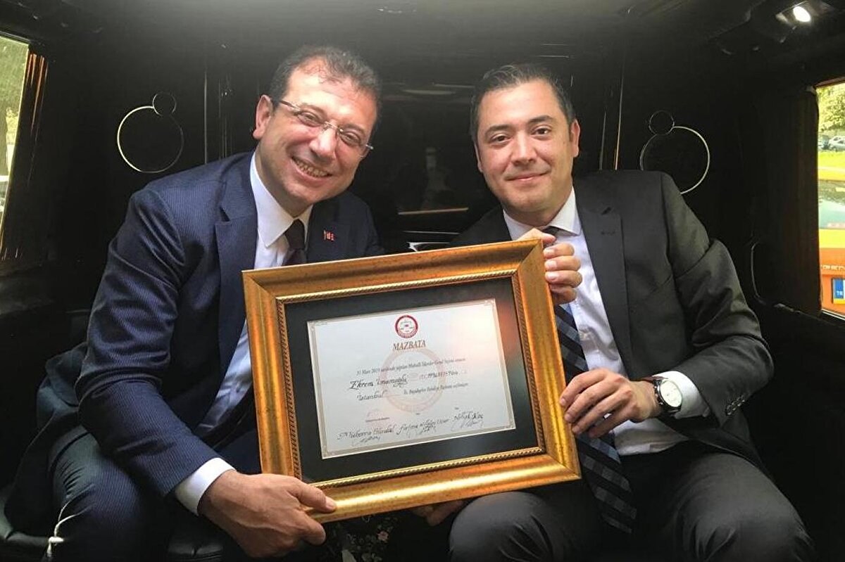 Aralarında danışmanı Murat Ongun'un da yer aldığı 100'den fazla kişi de gözaltında.