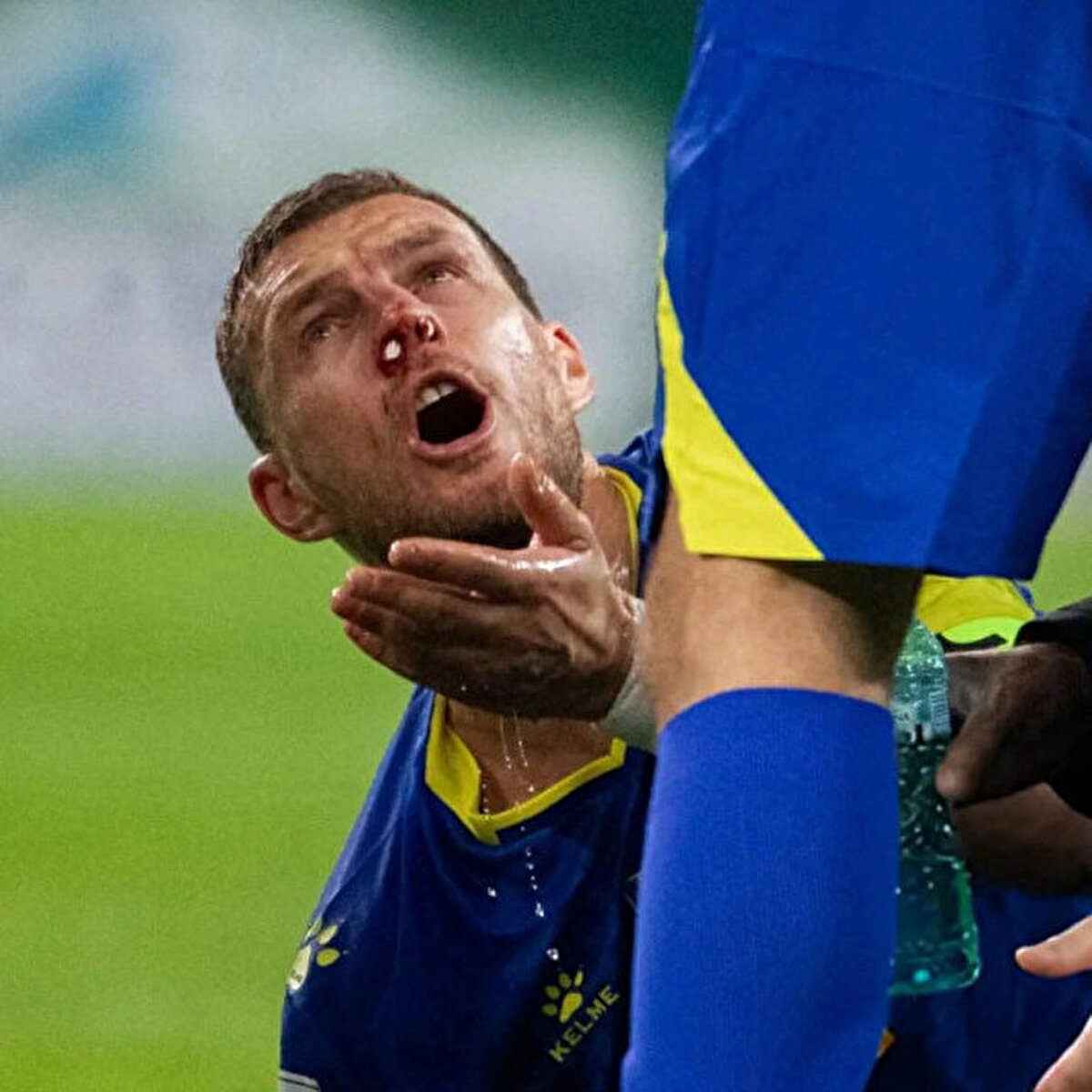 Tecrübeli futbolcu 2026 Dünya Kupası Avrupa Elemeleri'nde Kıbrıs Rum Kesim karşısında forma giyemeyecek.