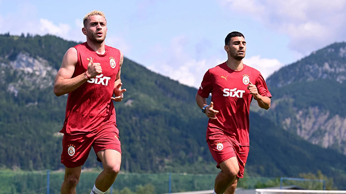 Hem Barış Alper hem de Kaan Ayhan dün yapılan idmanda yer almadı.