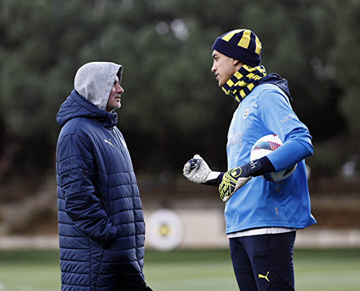 Milli aranın ardından Trendyol Süper Lig'in 29. haftasında Sipay Bodrum FK ile deplasmanda karşılaşacak olan Fenerbahçe, maçın hazırlıklarını sürdürüyor.