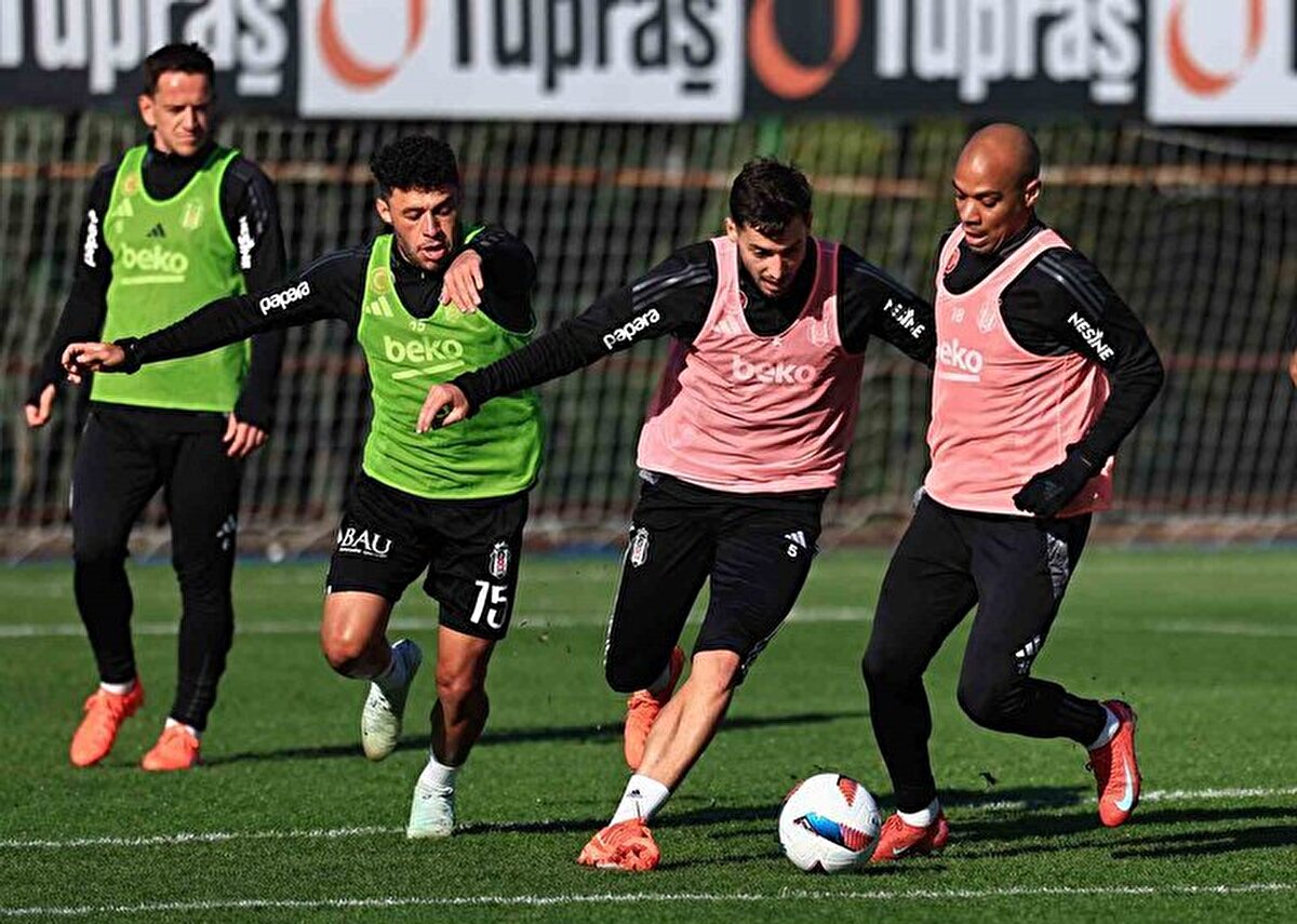 Beşiktaş, lige verilen milli arada hazırlık maçında İstanbulspor'la karşı karşıya geldi. Siyah-beyazlıların yıldız ismi, mücadelede sakatlanarak oyundan çıktı.