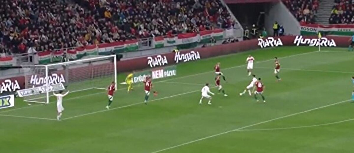 Arda Güler, gelen topu sol ayağıya tekte bitirdi ve fileleri havalandırdı.