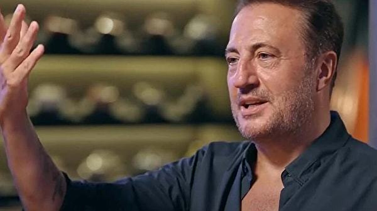 Müzisyen Ercan Saatçi