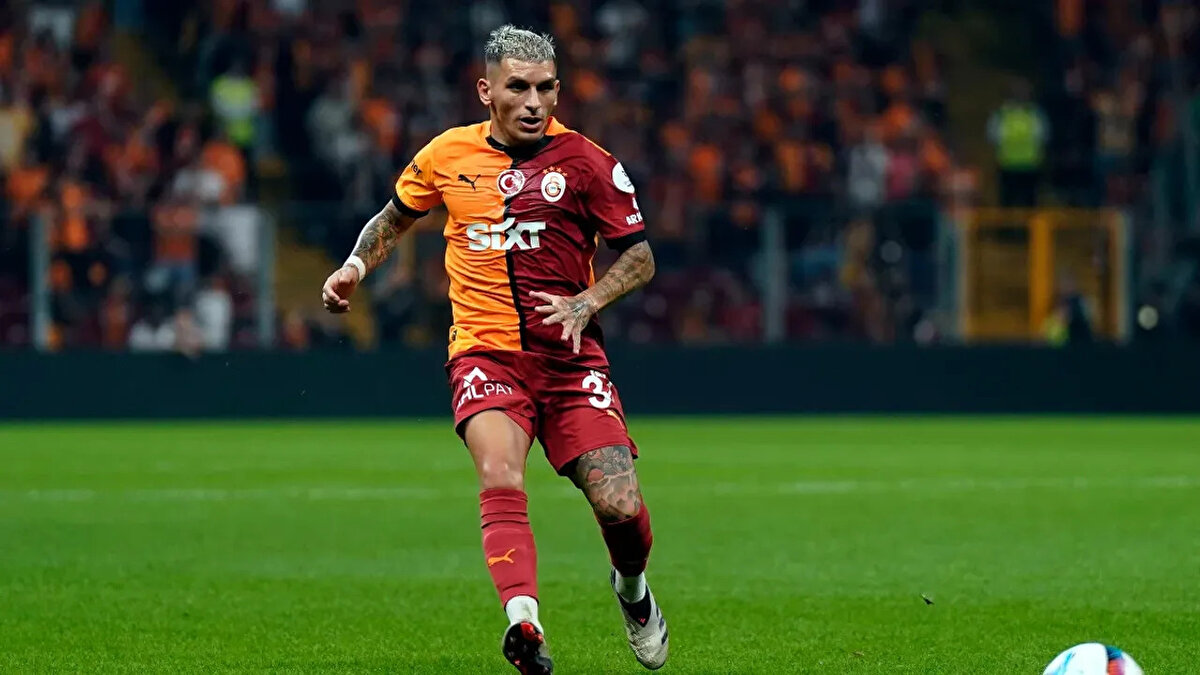Sezonun bitmesiyle birlikte Galatasaray'da ana gündem maddelerinden birinin Torreira olacağı ve Uruguaylı yıldızın geleceğinin netleştirileceği aktarıldı.