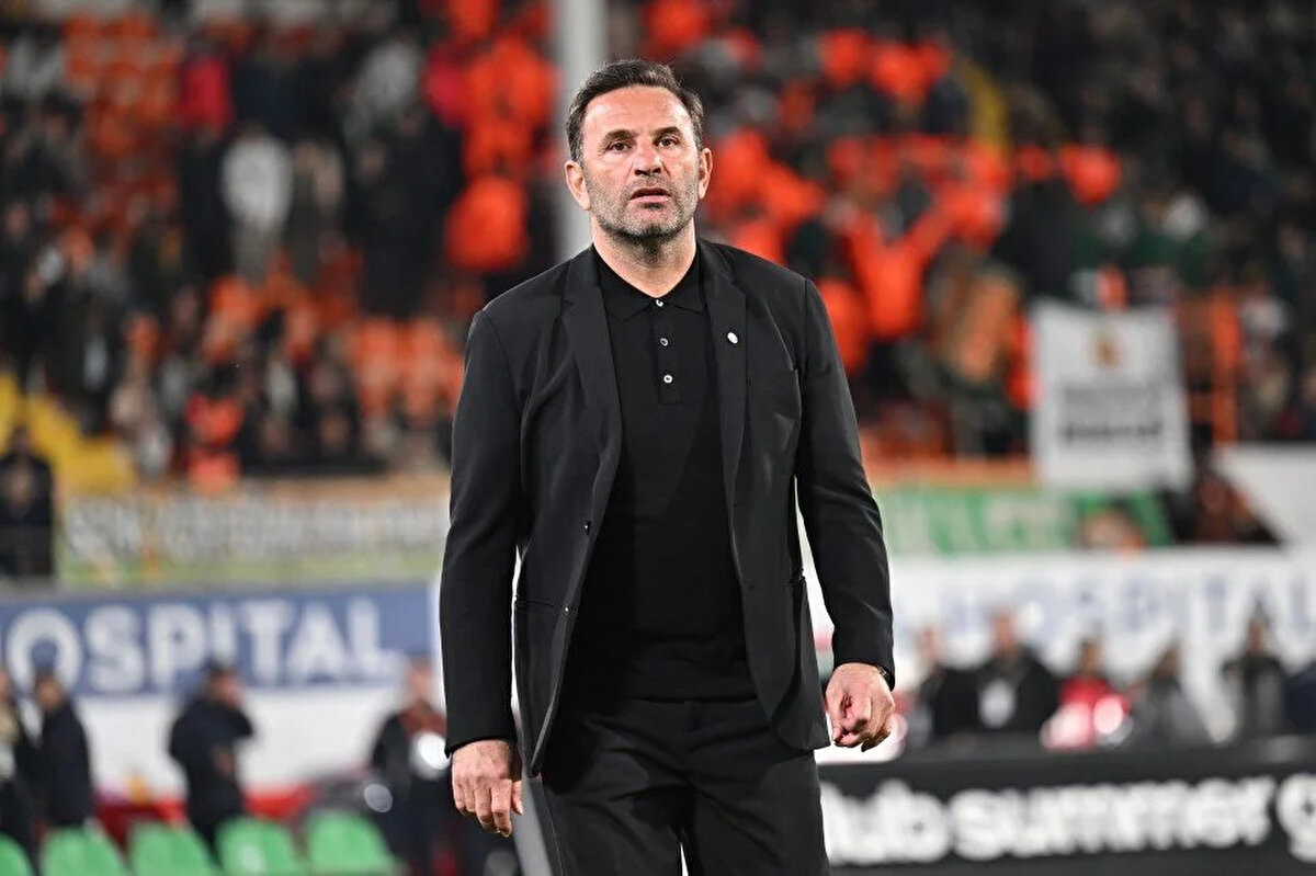 Süper Lig'de maç fazlasıyla en yakın takipçisi Fenerbahçe'nin 9 puan önünde olan Galatasaray, gelecek hafta Beşiktaş ile karşı karşıya gelecek.