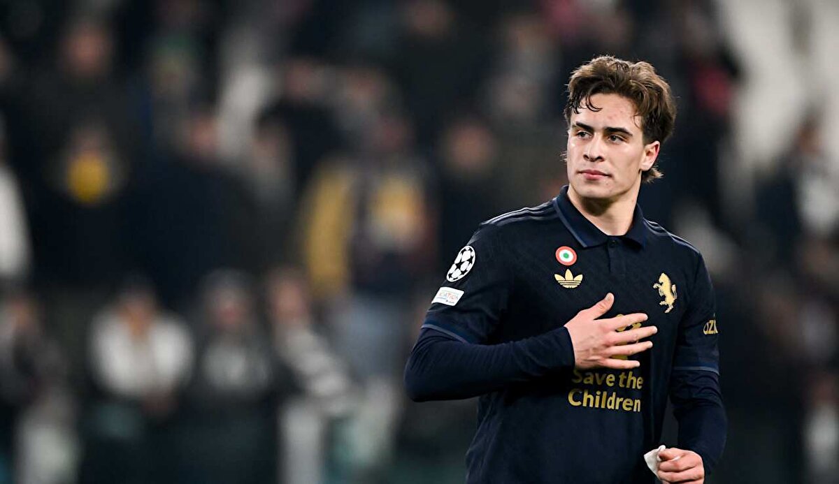 Igor Tudor'un takımın başına geçmesiyle birlikte Juventus'un kadrosunda da değişik bekleniyor. La Gazetta della Sport'ta yer alan haberde Tudor'un forvette Dusan Vlahovic'i görevlendireceği belirtilirken Kenan Yıldız'la ilgili planına da yer verildi.<br>