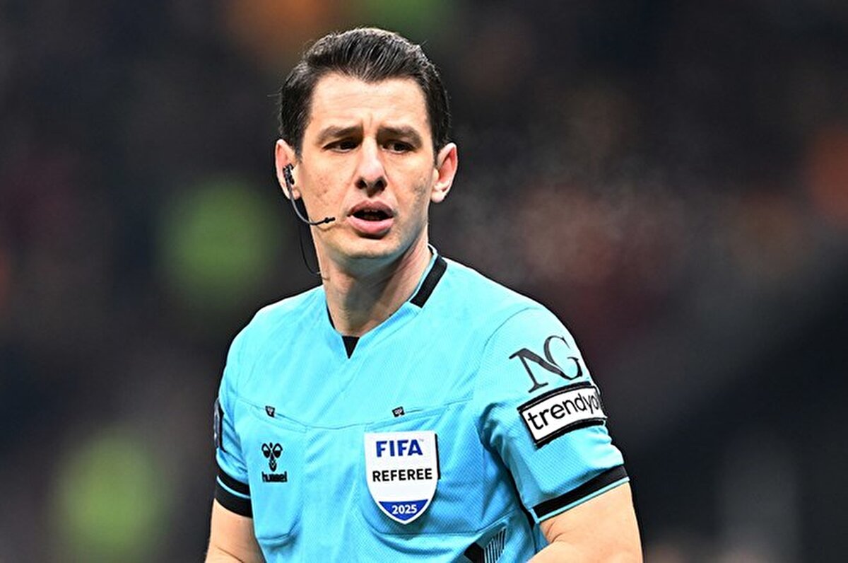 Mücadelenin 37. dakikasında sakatlık yaşayan Meler, tedavisinin ardından sahaya geri dönmüştü. Ancak deneyimli hakem, ikinci yarıda yerini Mehmet Türkmen'e bıraktı.