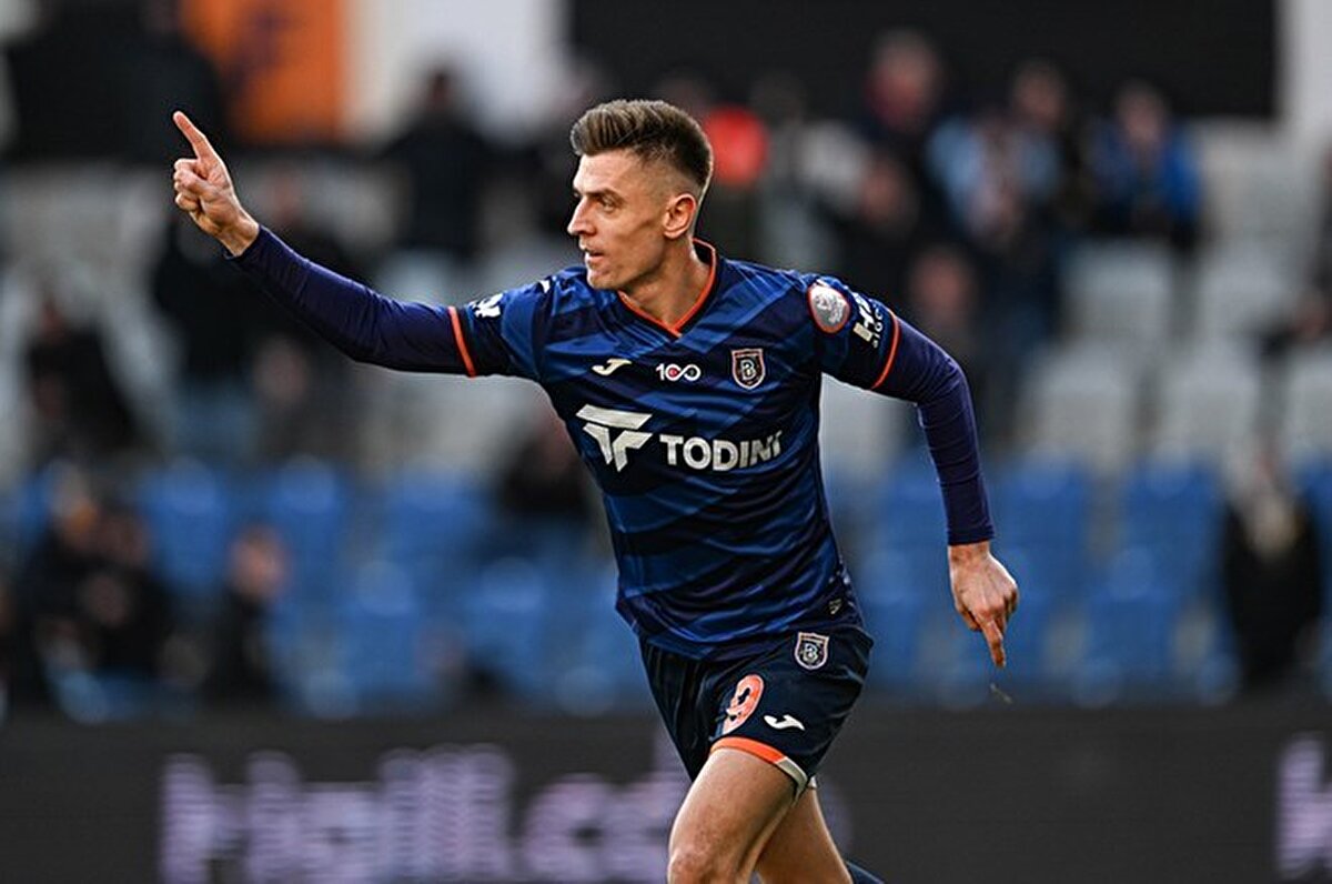2- Krzysztof Piatek (Başakşehir) | 18 gol