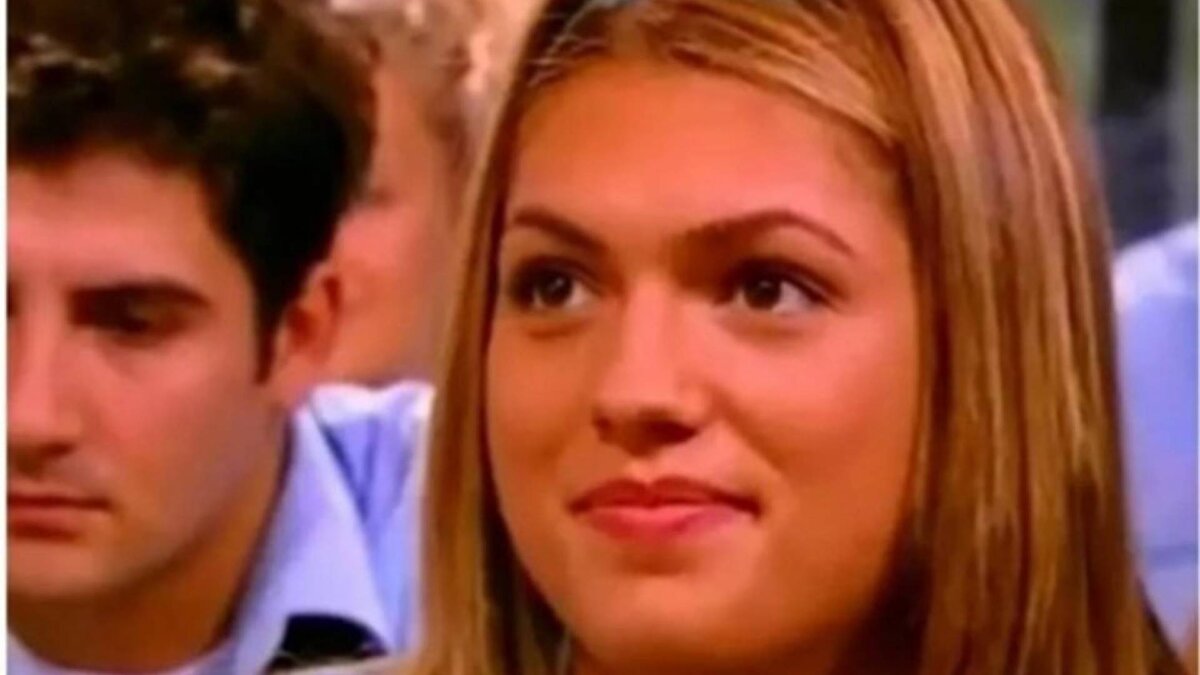 Bazı takipçileri ise tam aksini düşünerek, "Yaş almak yaramış", "Hâlâ güzelsin" ifadelerini kullandı.