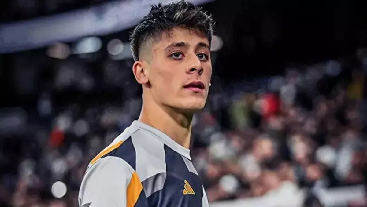 "Monchi" lakaplı ünlü İspanyol sportif direktörü Verdejo, Marca radyosuna verdiği demeçte, Arda Güler'i iyi tanıdığını söyledi.<br>