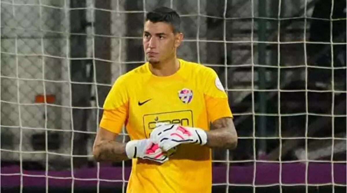 Önemli yıldızların yer aldığı listede bu sezon sergilediği performans ile adından sık sık söz ettiren ve çok sayıda talibi olan Eyüpspor kalecisi Berke Özer de bulunuyor.