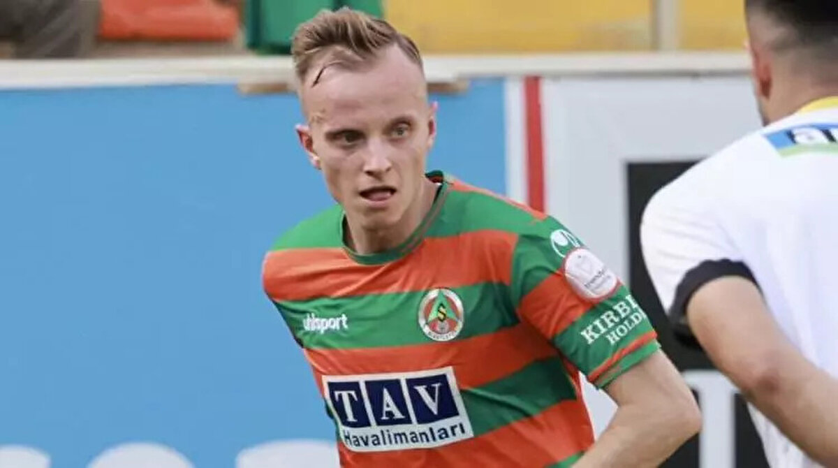 * Hadergjonaj | 30 yaş | Alanyaspor<br><br>* 1.6 Milyon Euro