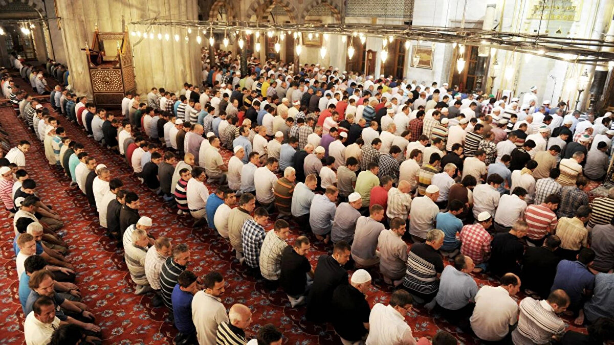 Adana: 06.57<br><br>Adıyaman: 06.45<br><br>Afyonkarahisar: 07.16